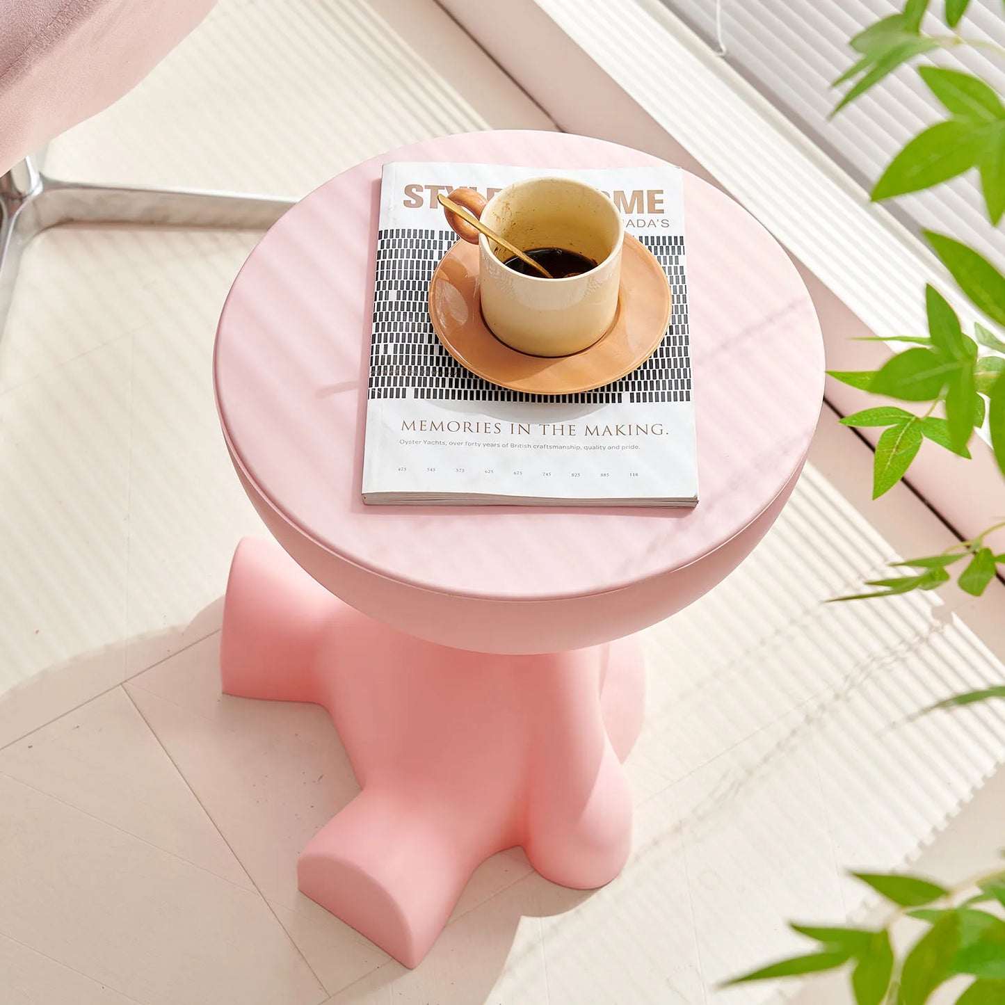 Small flat head coffee table cream style