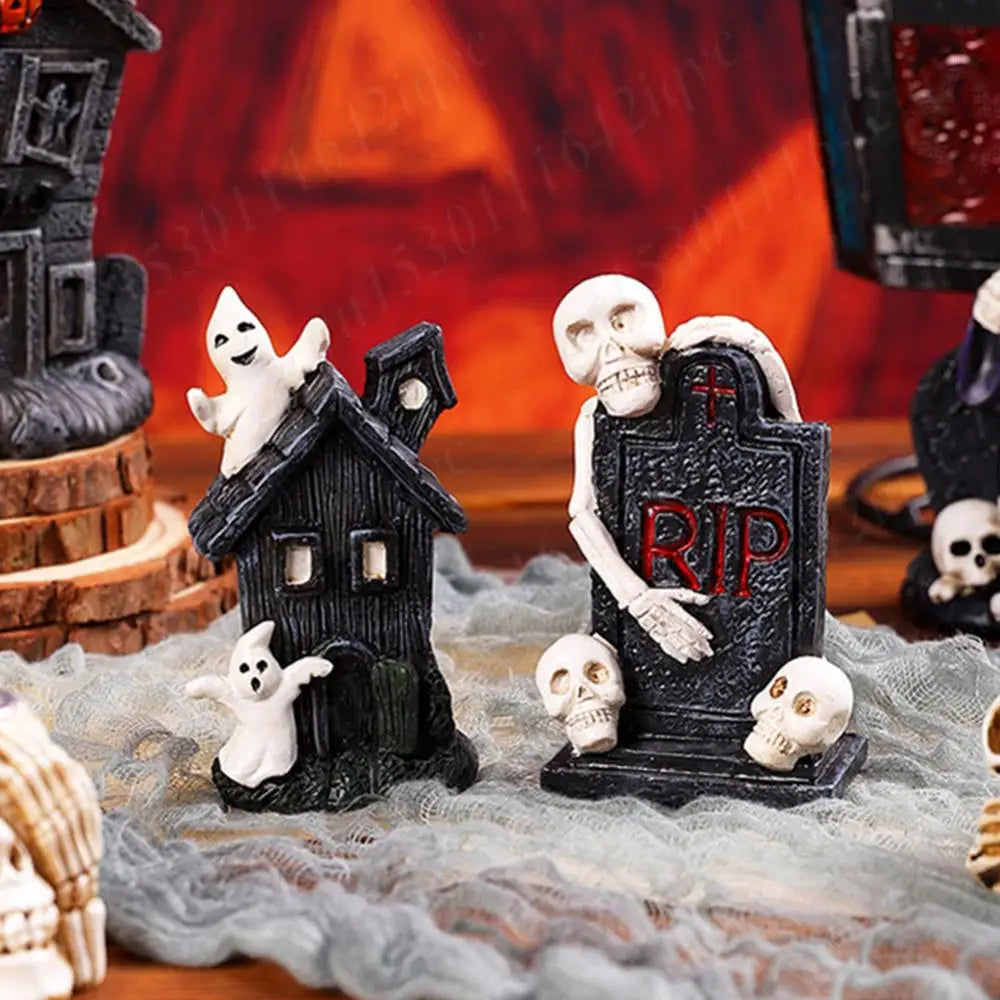 Halloween Miniature Resin Statue Figurines, Pumpkin haunted house and skeleton tombstone