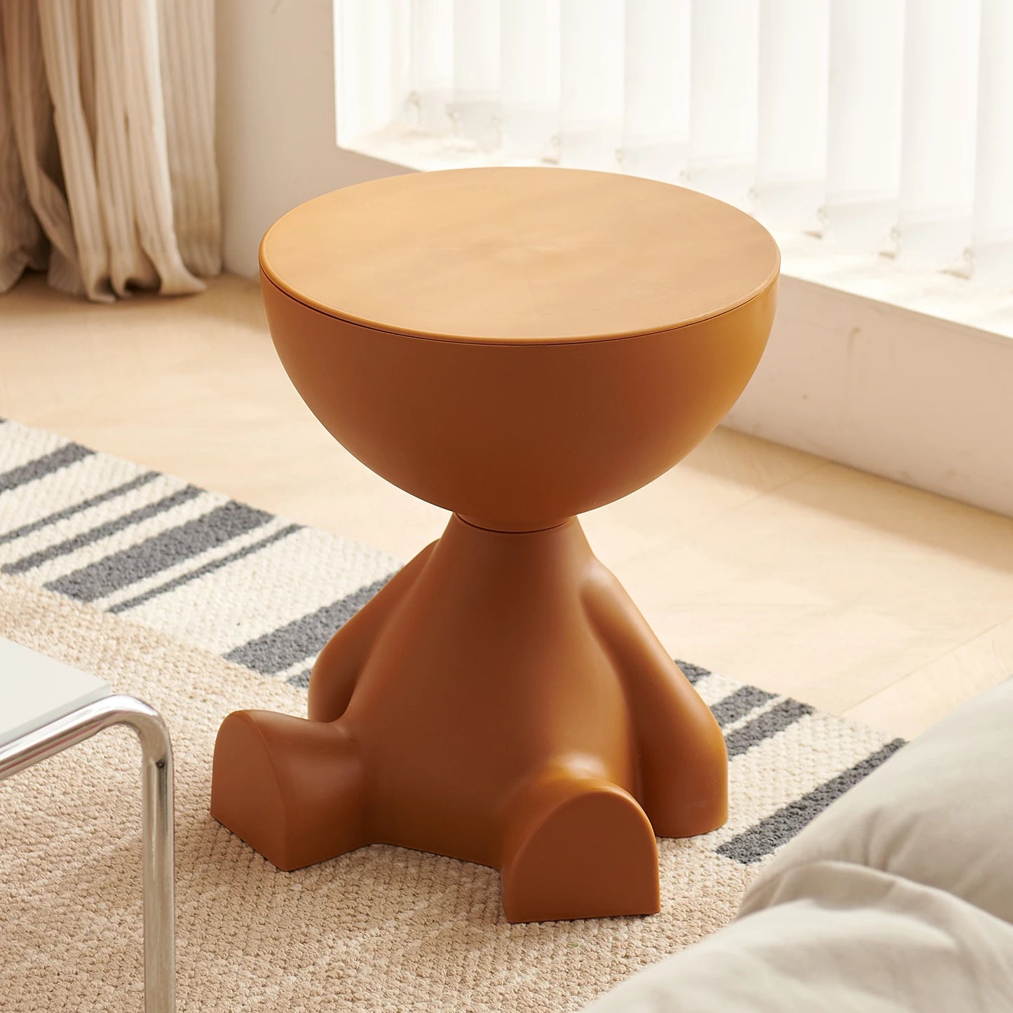 Small flat head coffee table cream style
