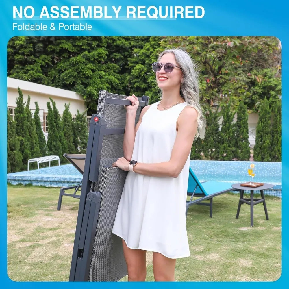 2 Foldable Patio Lounge Chairs