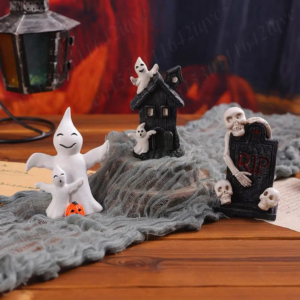 Halloween Miniature Resin Statue Figurines, Pumpkin haunted house and skeleton tombstone