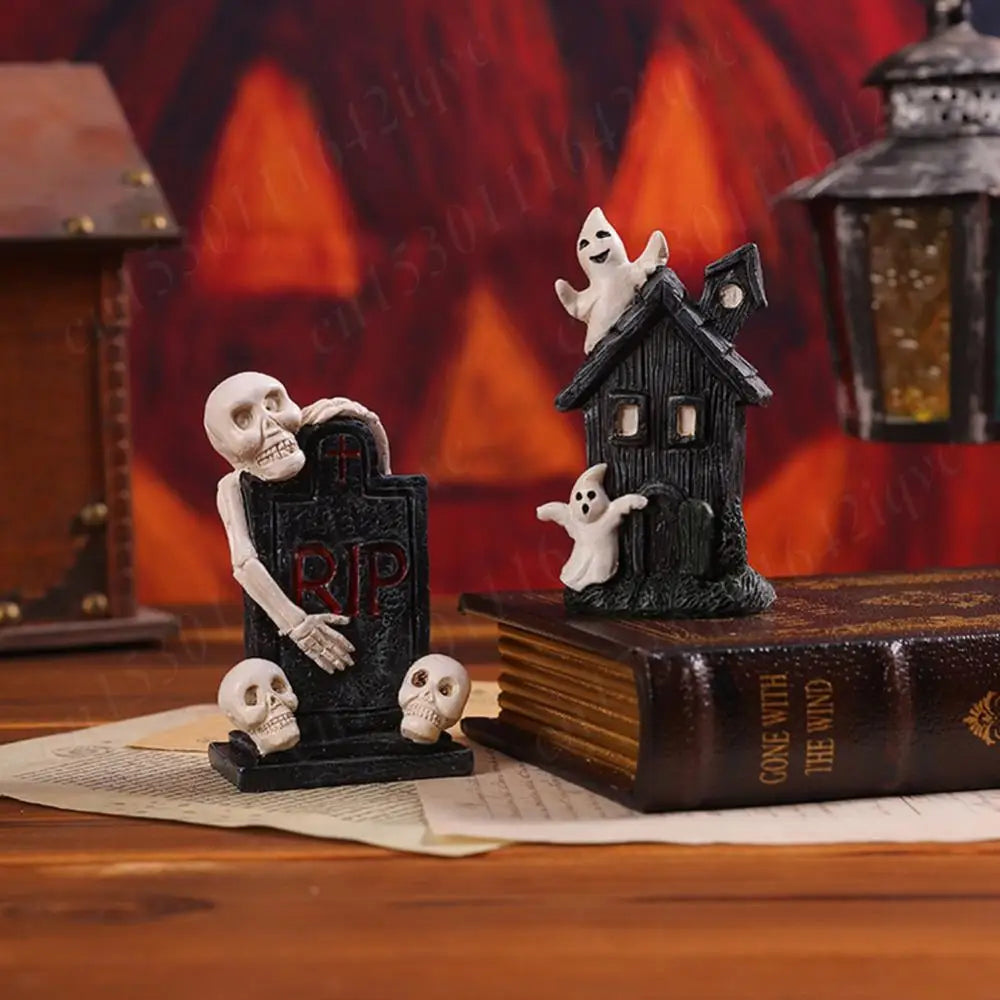 Halloween Miniature Resin Statue Figurines, Pumpkin haunted house and skeleton tombstone