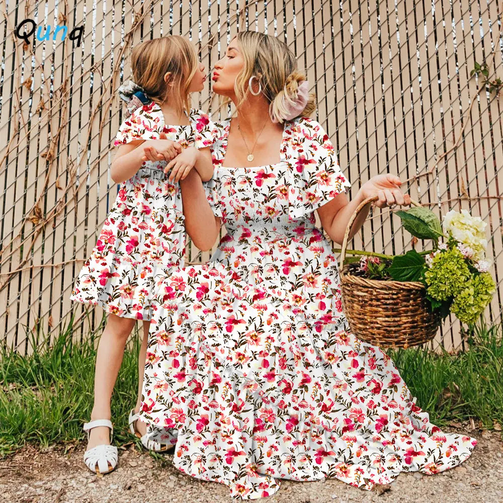 Sweet Dress Mommy And Daughter Matching Outfit, Square Collar, Fashion Print, Ruffle Sleeve